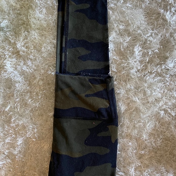 VS Pink Set - Picture 2 of 6